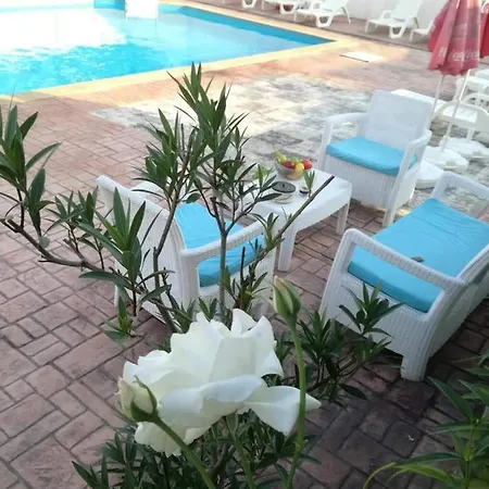 Апартаменти Ethno Guest *