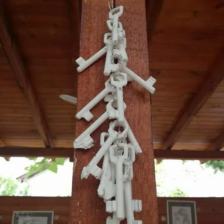 Апартаменти Ethno Guest *